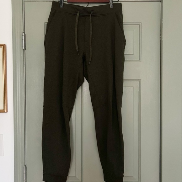 Men's Army Green Lululemon Jogger Sweat Pants - Picture 1 of 6